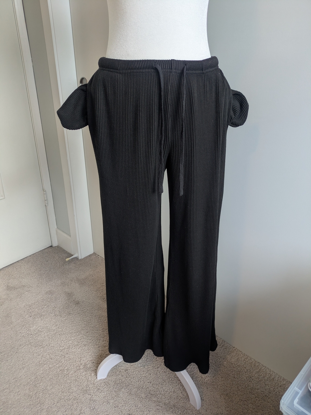 Black Ribbed Wide-Leg Drawstring Lounge Pants